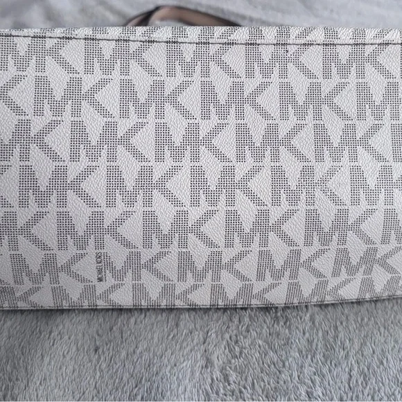 Michael Kors Monogrammed Gray and Cream Tote - Picture 4 of 8
